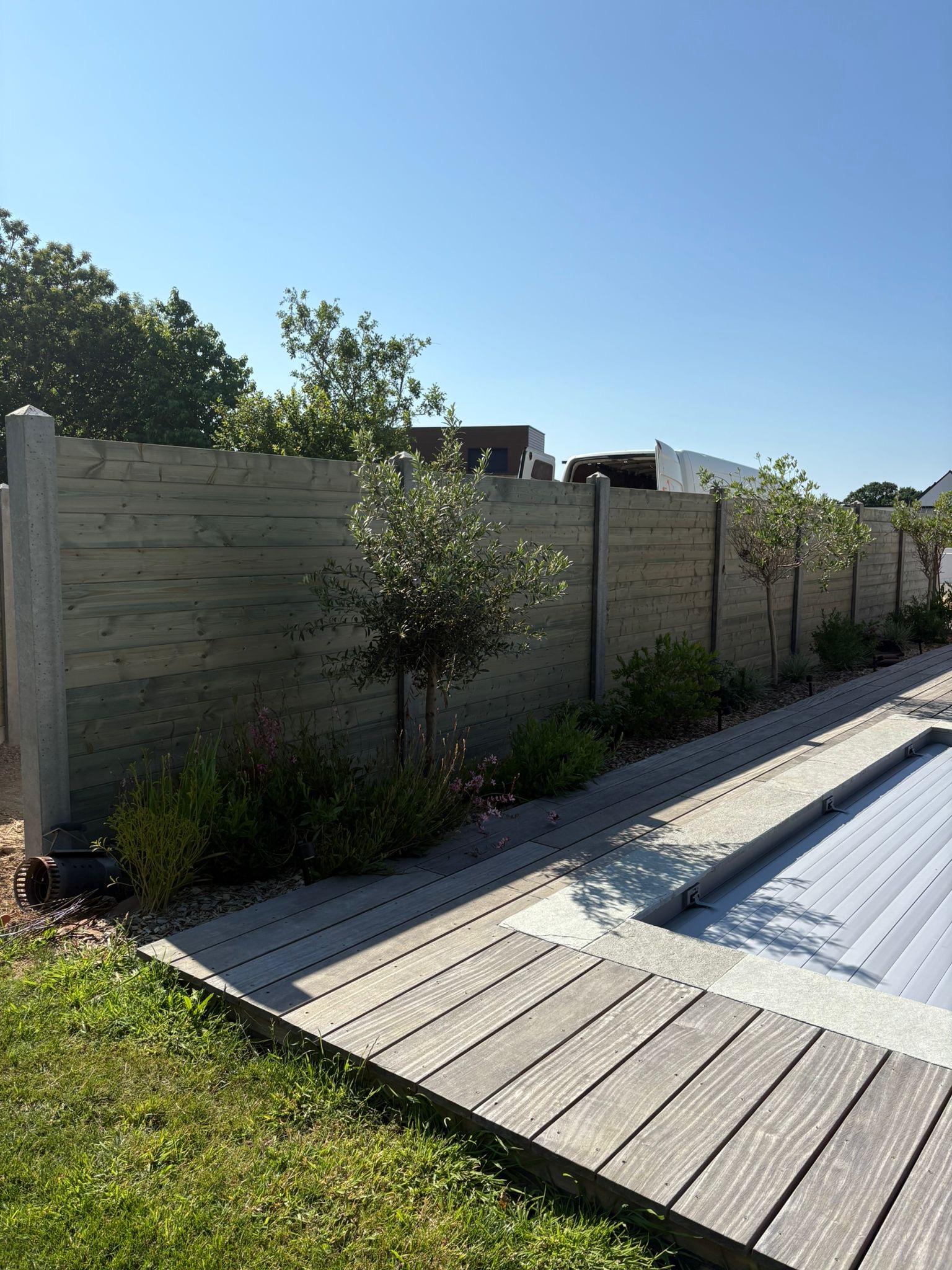 eb9c8d14-5197-4aa7-95f4-48d01864dbf1